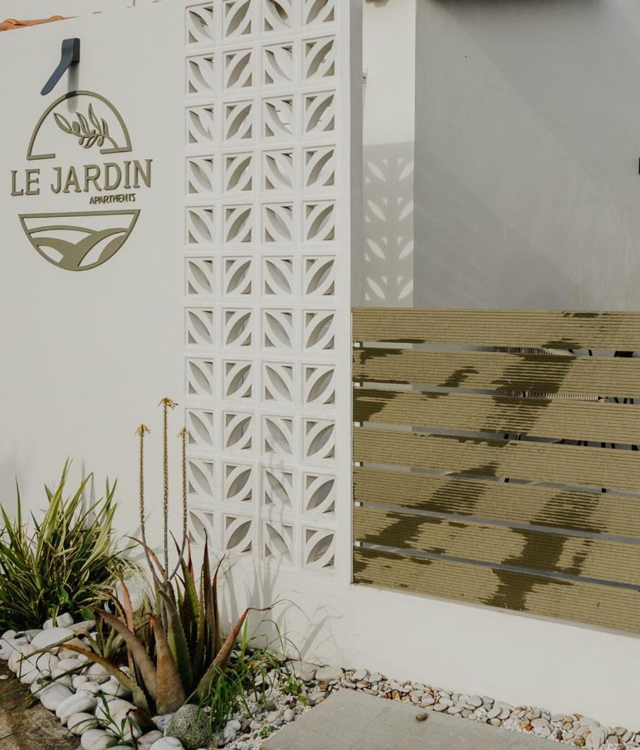 Le Jardin Apartments Kampos Marathokampou Екстер'єр фото