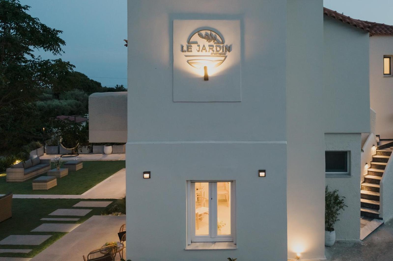 Le Jardin Apartments Kampos Marathokampou Екстер'єр фото